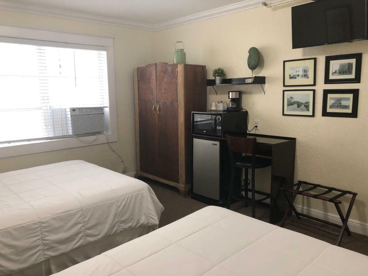 Hotel Ponce De Leon Корал-Гэйблз Экстерьер фото